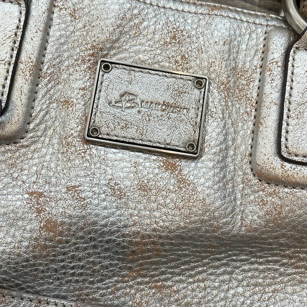 B. Makowsky Metallic Silver Copper Distressed Leather Shoulder Bag